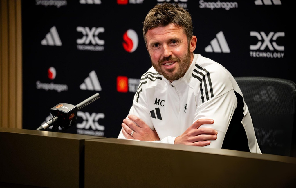 Man Utd - Man City (19h30, 17/1): Thử thách cực đại với Michael Carrick - 3