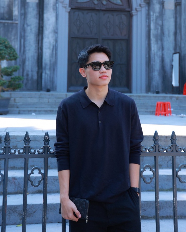 Phong cách bảnh bao xuống phố của 'ngôi sao' tuyển U23 Đình Bắc - 2