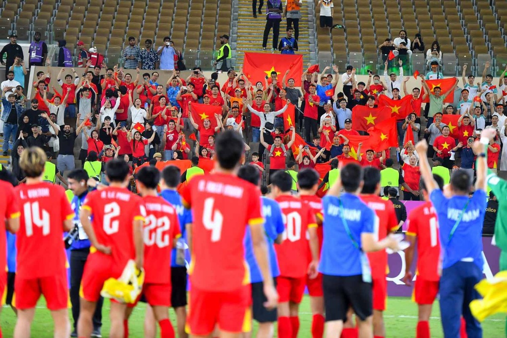 Cầu thủ U23 Việt Nam vỡ òa ăn mừng chiến thắng trước U23 UAE - 2