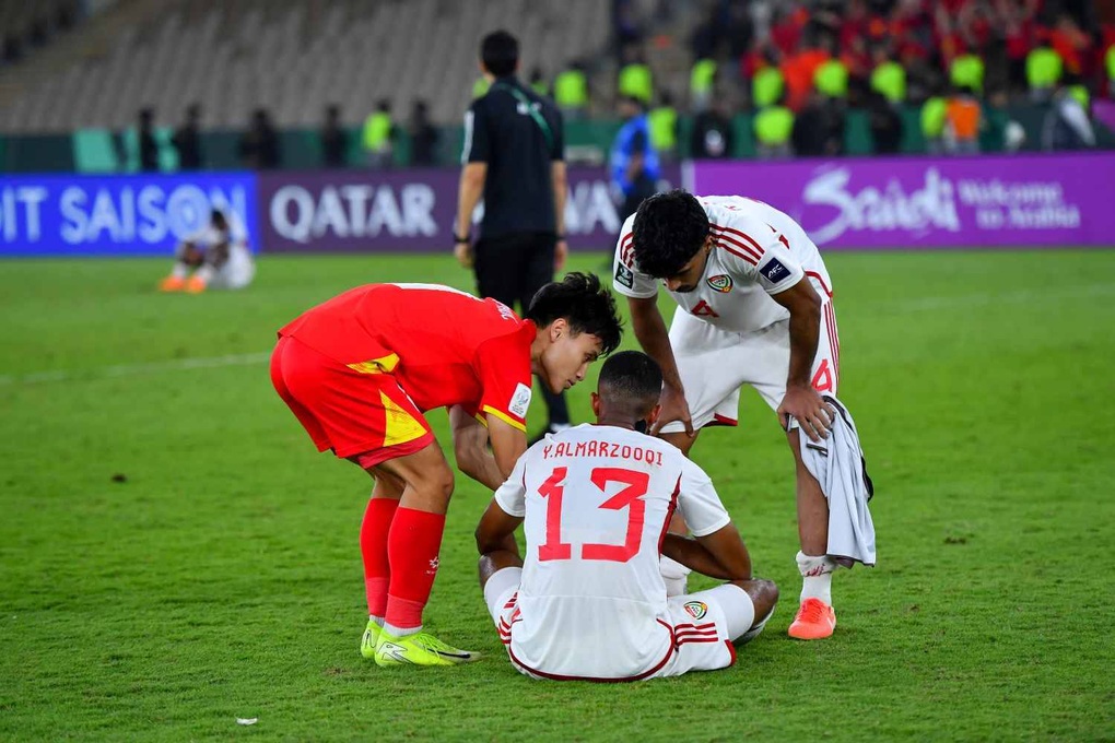 Cầu thủ U23 Việt Nam vỡ òa ăn mừng chiến thắng trước U23 UAE - 9