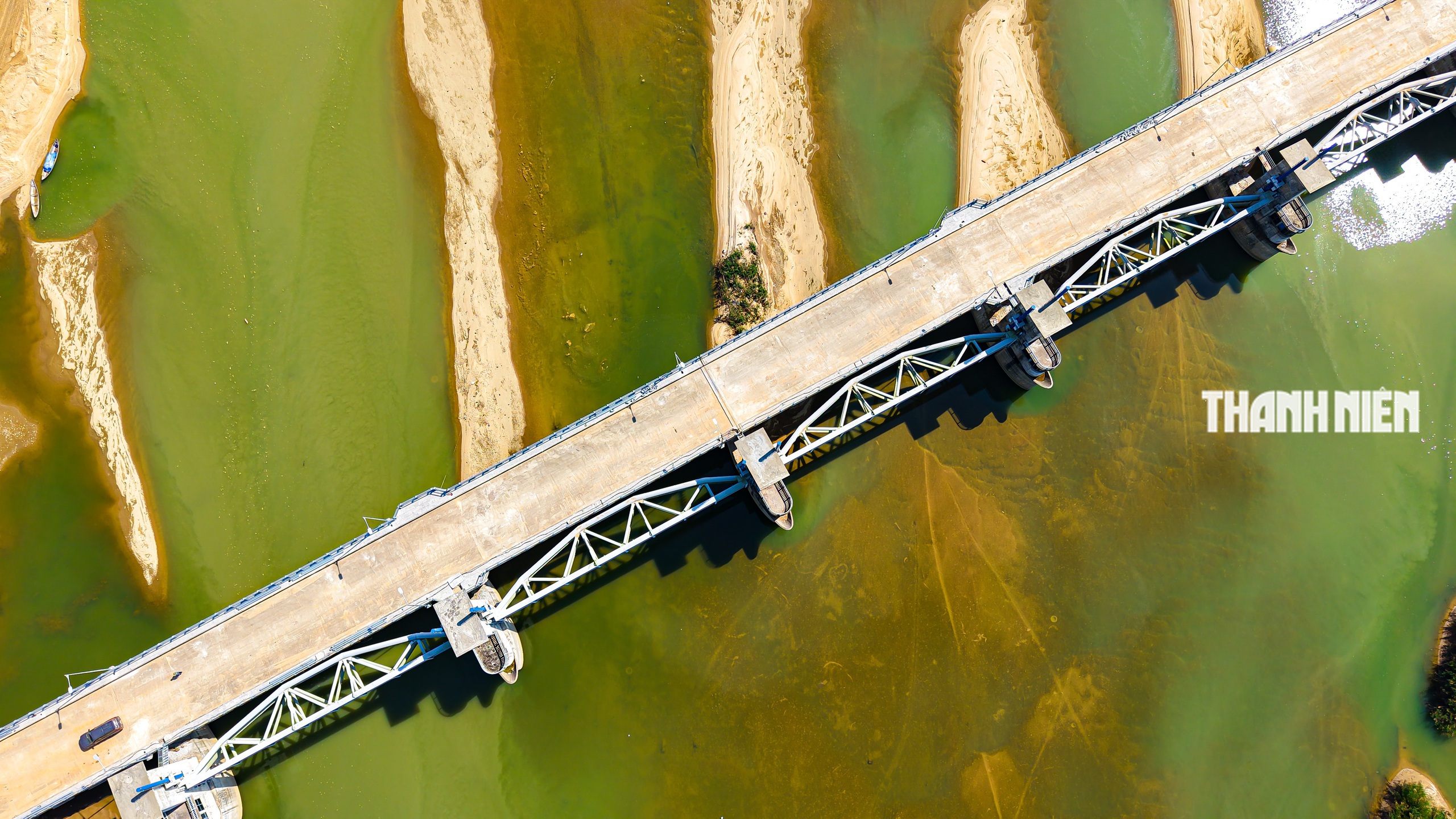 Tăng tốc thi công thông xe qua đập dâng sông Trà Khúc trước Tết Bính Ngọ- Ảnh 8.