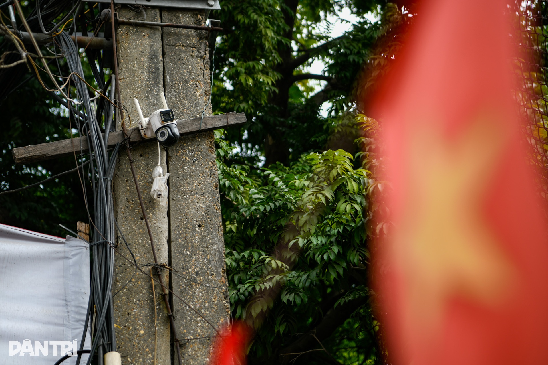 Hà Nội: Nơi có camera thì sạch rác, chỗ không bị nhìn thấy thì ngập ngụa - 3