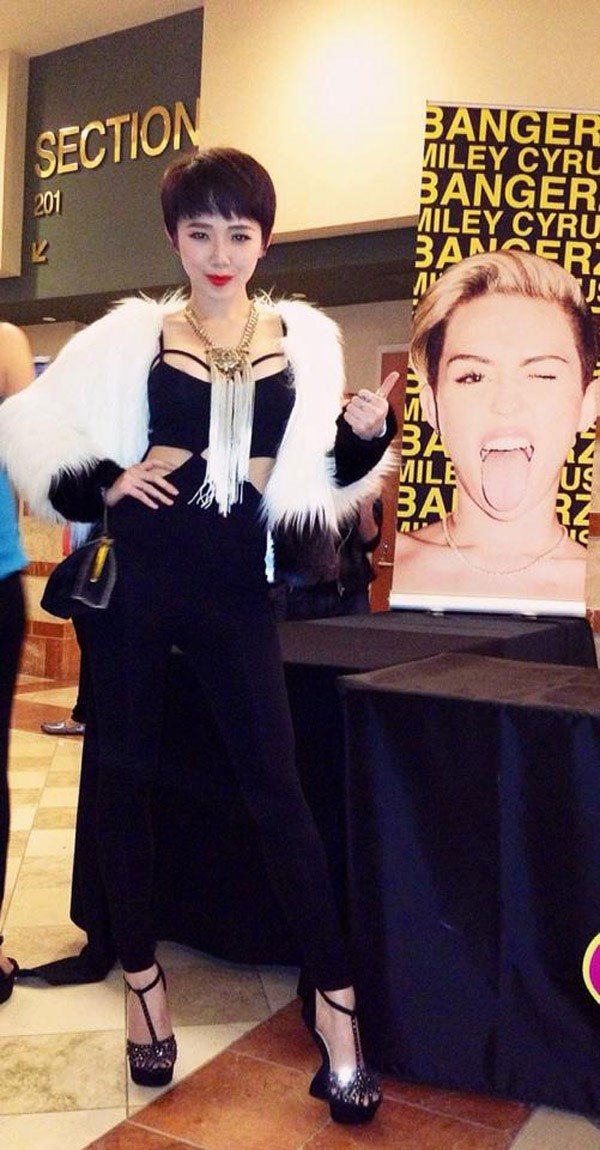 1 chiếc váy cưới, 2 cuộc tình 10 năm tan vỡ: Tóc Tiên giống Miley Cyrus đến ngỡ ngàng- Ảnh 9.