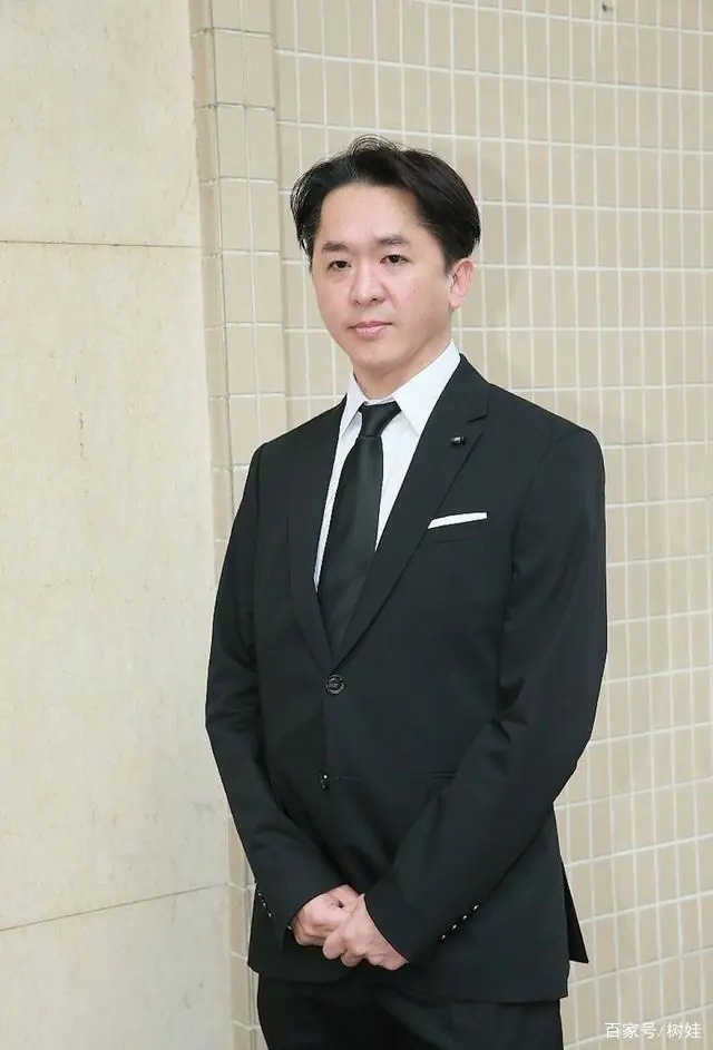 Nam diễn viên đáng giá 50 tỷ đồng, được 100 mỹ nhân theo đuổi- Ảnh 3.