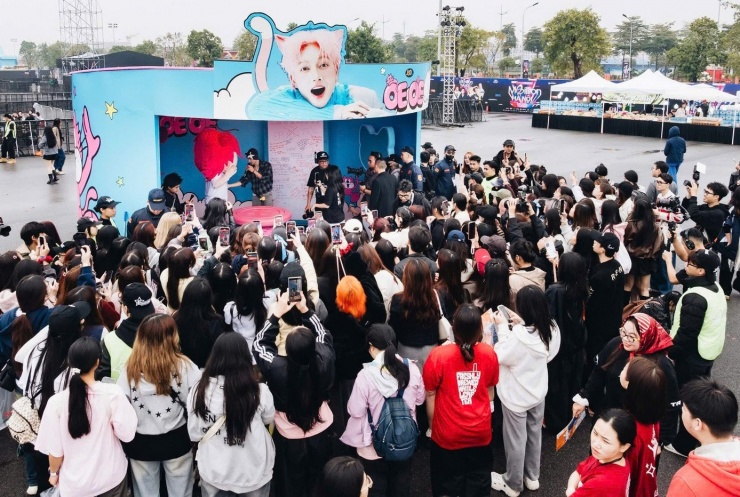 Hàng chục nghìn người đổ về Đông Anh - 8