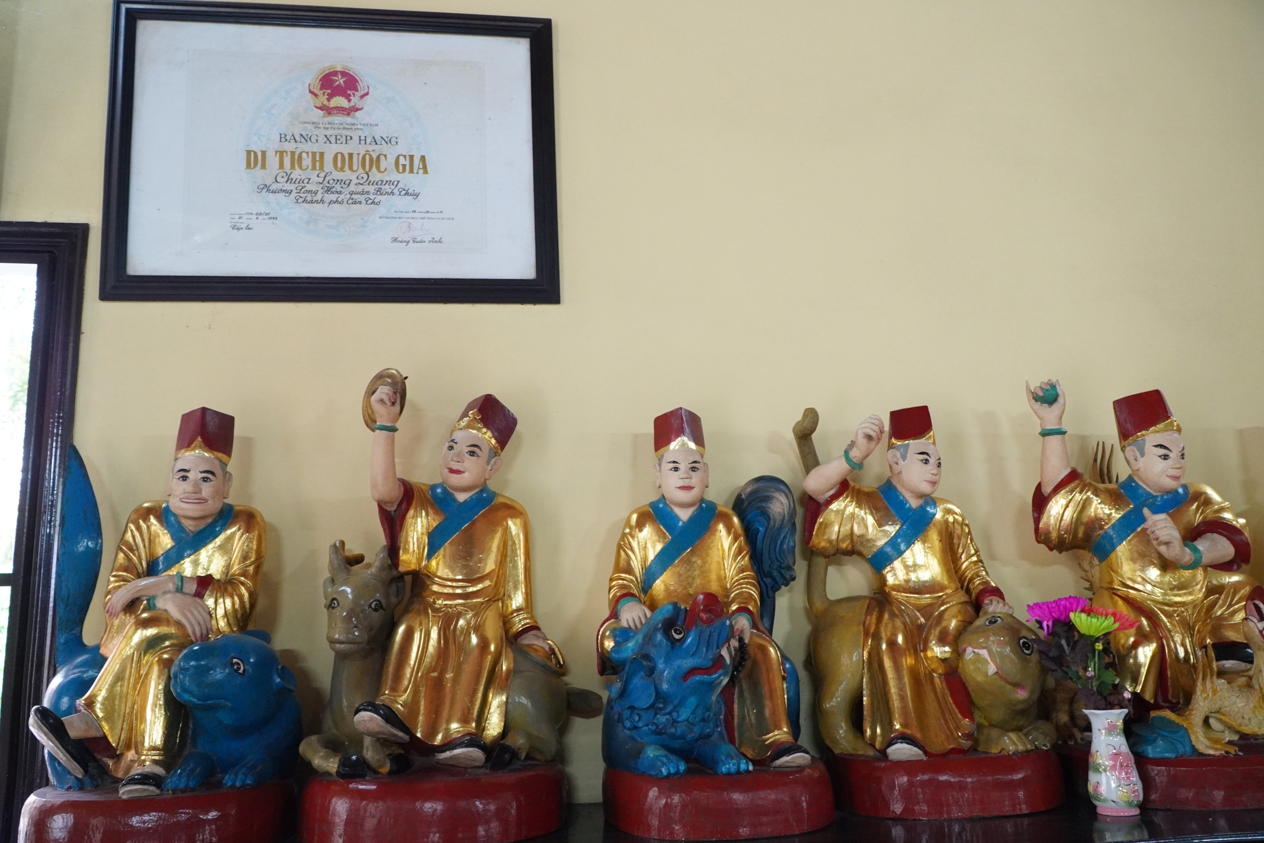 Chùa Long Quang sở hữu bộ tượng 18 vị La Hán quý hiếm- Ảnh 2.