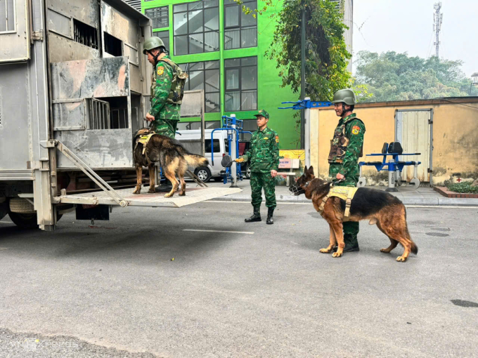 Trường Trung cấp 24 Biên phòng lên đường làm nhiệm vụ bảo vệ Đại hội XIV. Ảnh: Hồng Phương