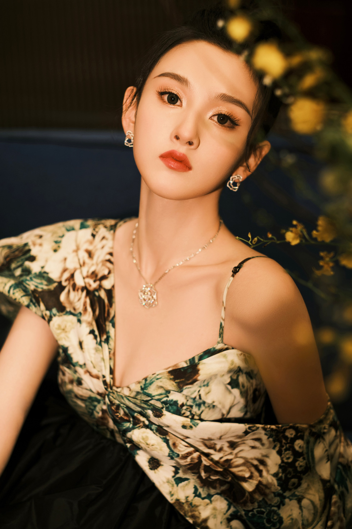 Hoảng hồn “em gái quốc dân” gầy trơ xương đến đáng sợ, phí cả gương mặt trời ban- Ảnh 8.