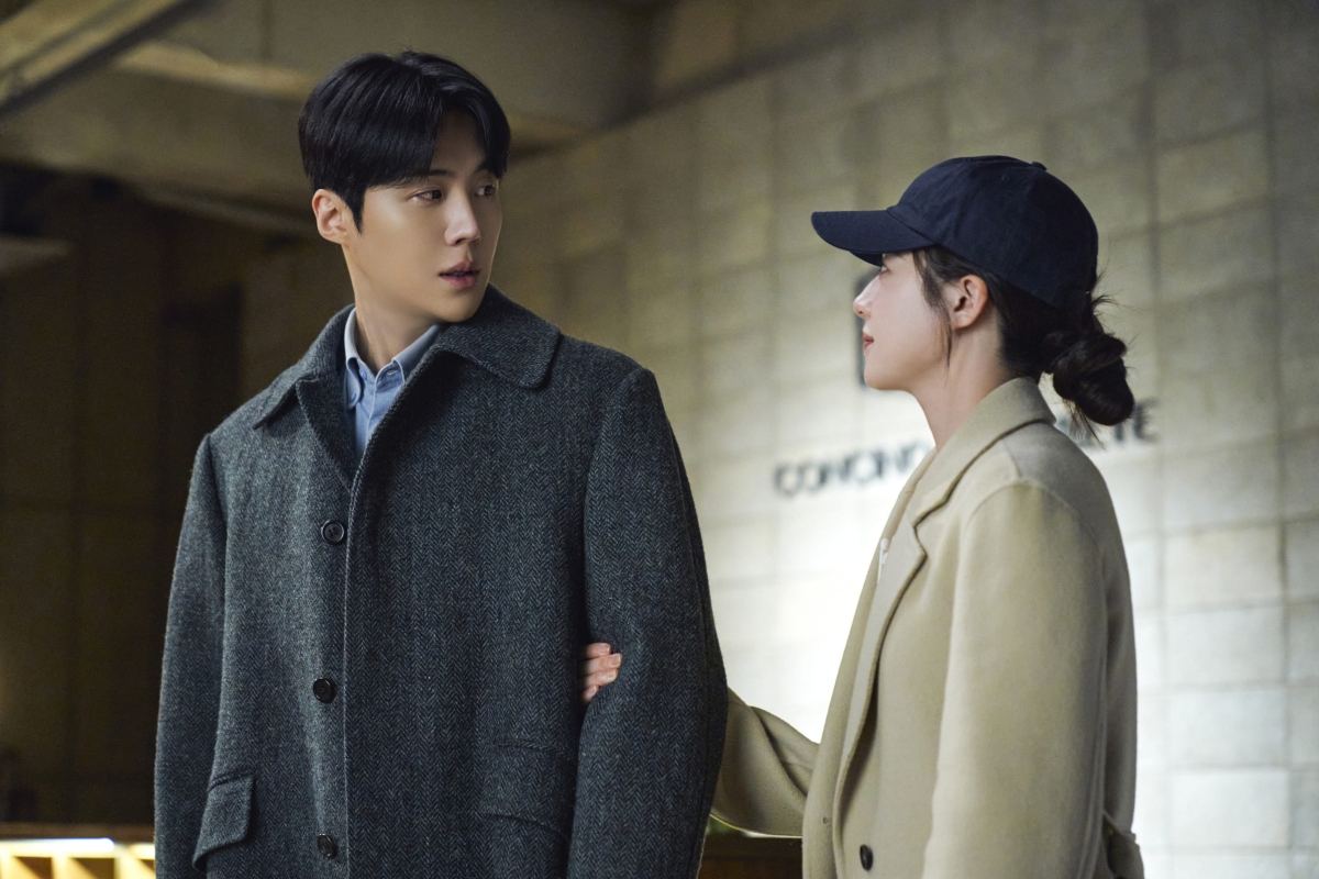 Phim Hàn hy vọng bao nhiêu thất vọng bấy nhiêu: Cả bộ hay mỗi tập 1, uổng phí visual thần thánh của cặp chính- Ảnh 3.