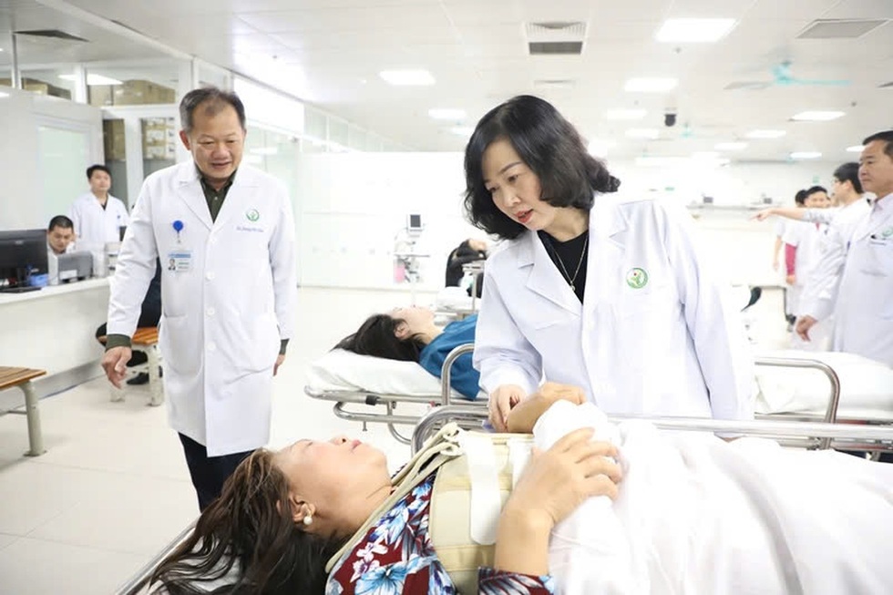 Lộ trình miễn viện phí đến năm 2030, chăm sóc sức khỏe toàn diện người dân - 3