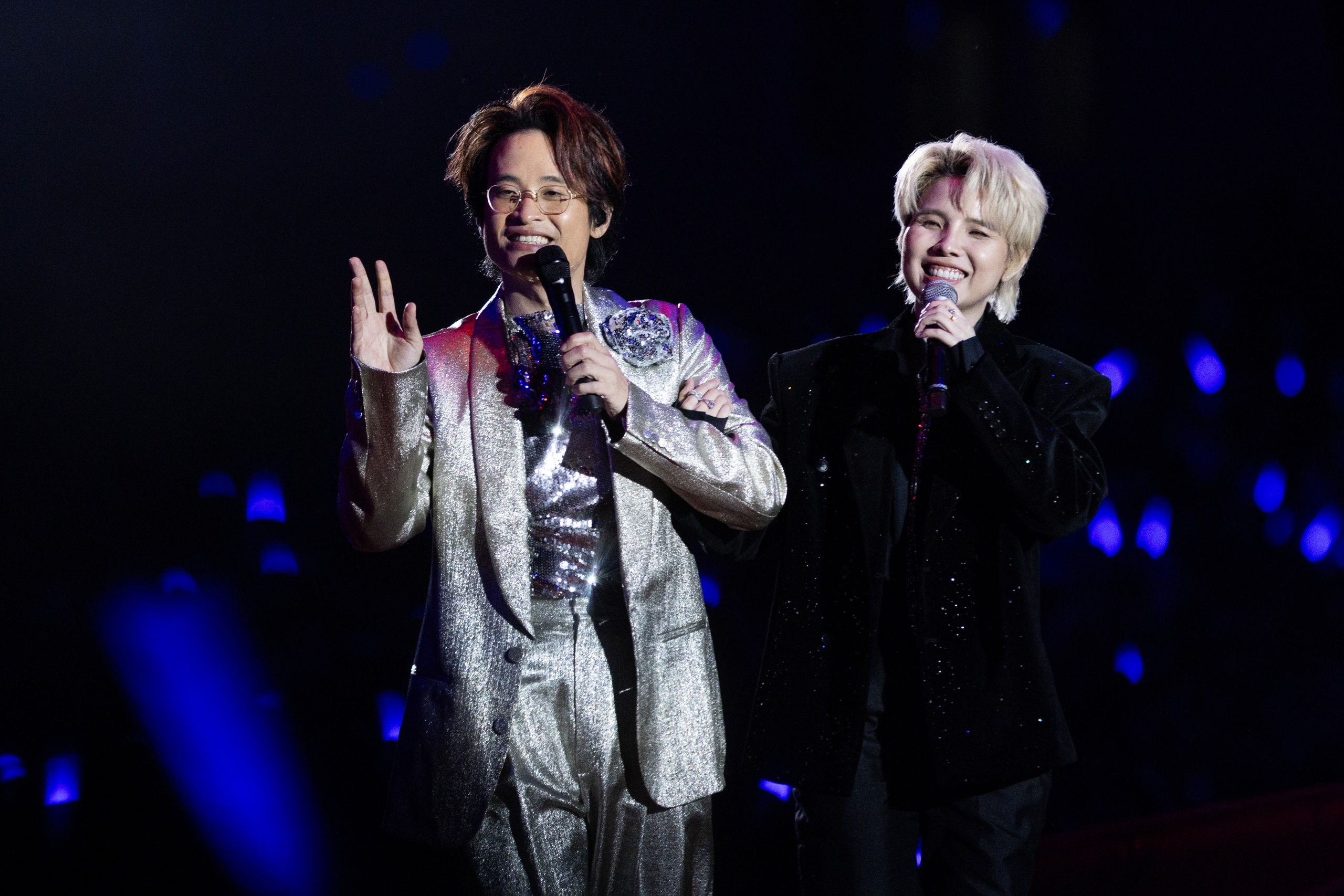 Hà Anh Tuấn dành 1 tỉ đồng giúp đỡ bệnh nhân ung thư về quê đón tết - Ảnh 3.