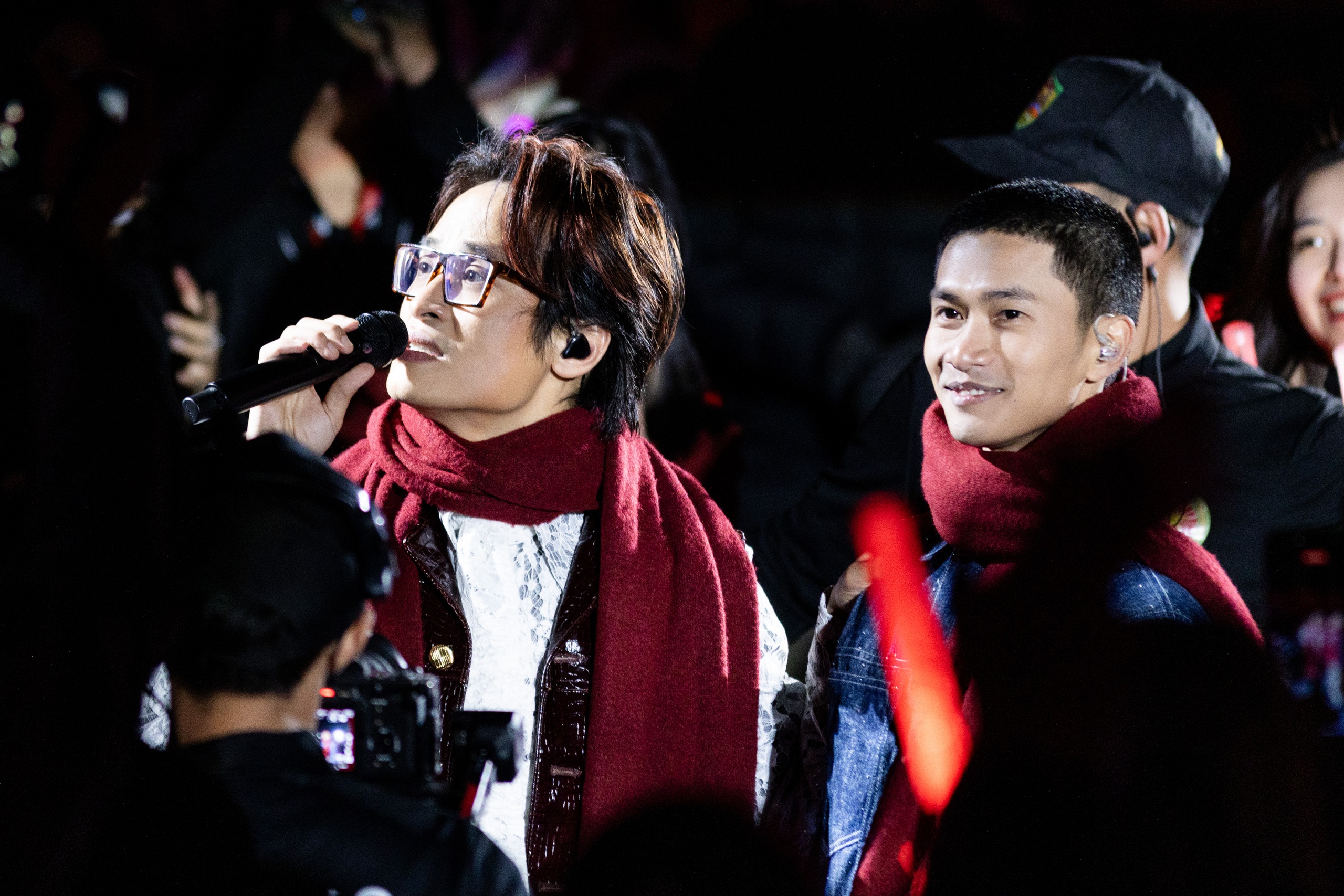 Hà Anh Tuấn dành 1 tỉ đồng giúp đỡ bệnh nhân ung thư về quê đón tết - Ảnh 4.