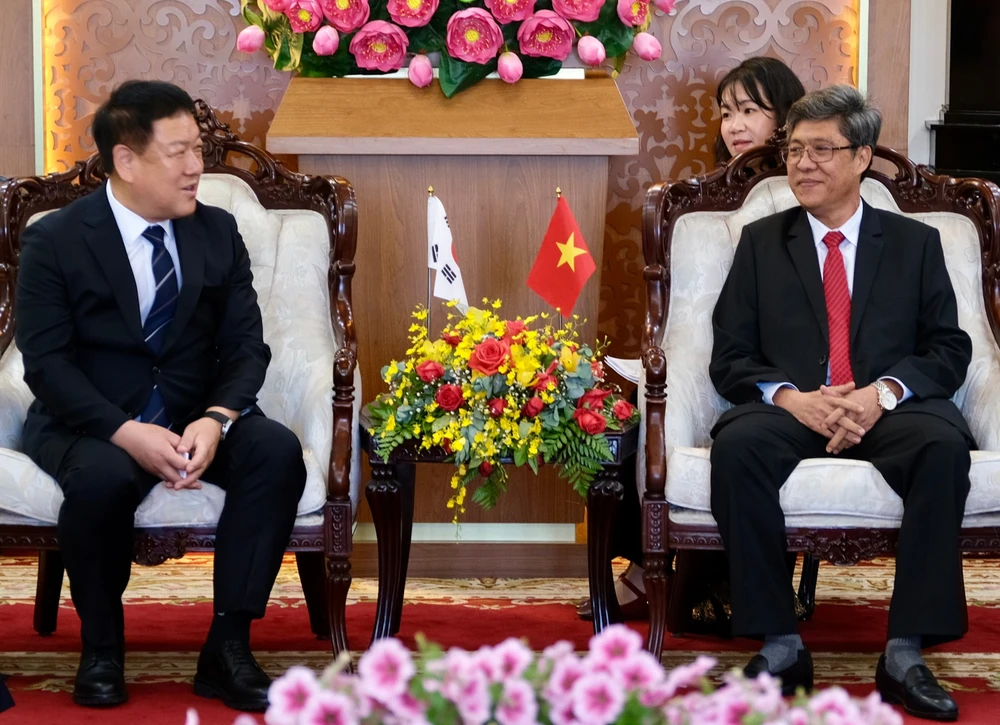 Son-Heung-min (3).jpg