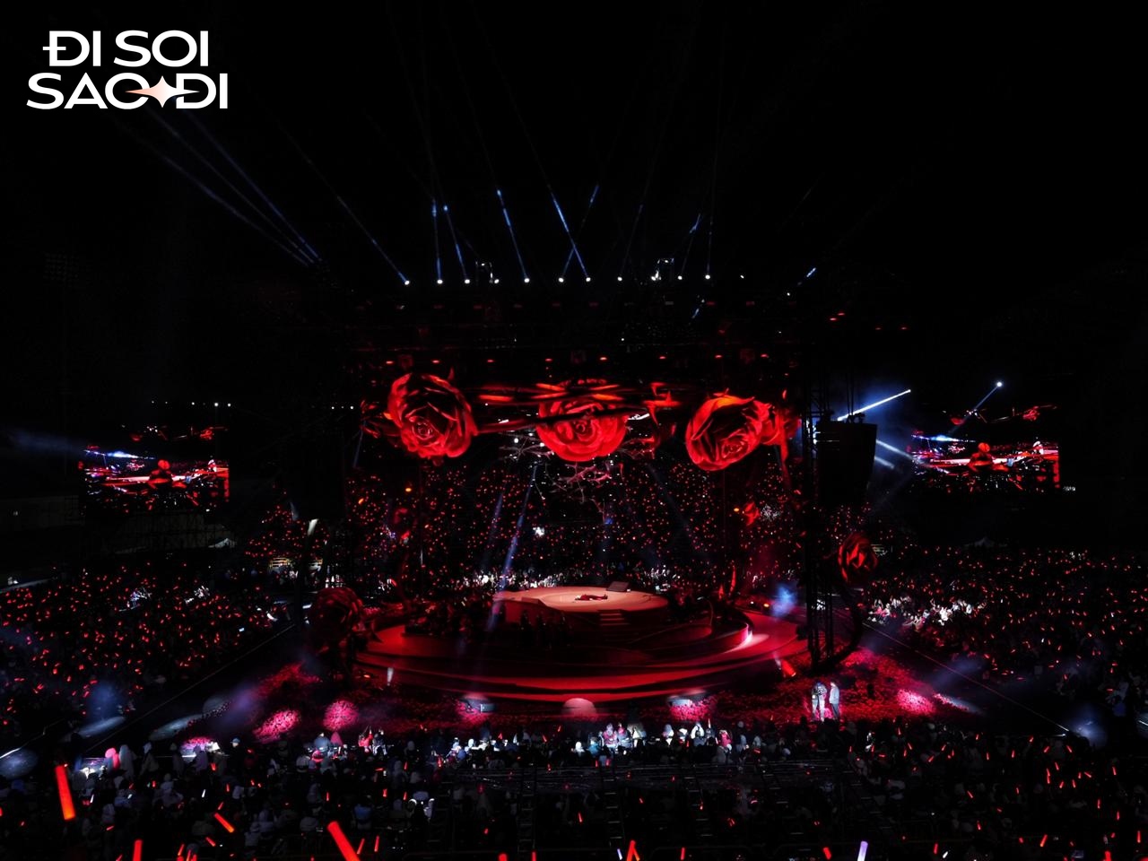 Khoảnh khắc Hà Anh Tuấn quỳ gục trên sân khấu- Ảnh 8.