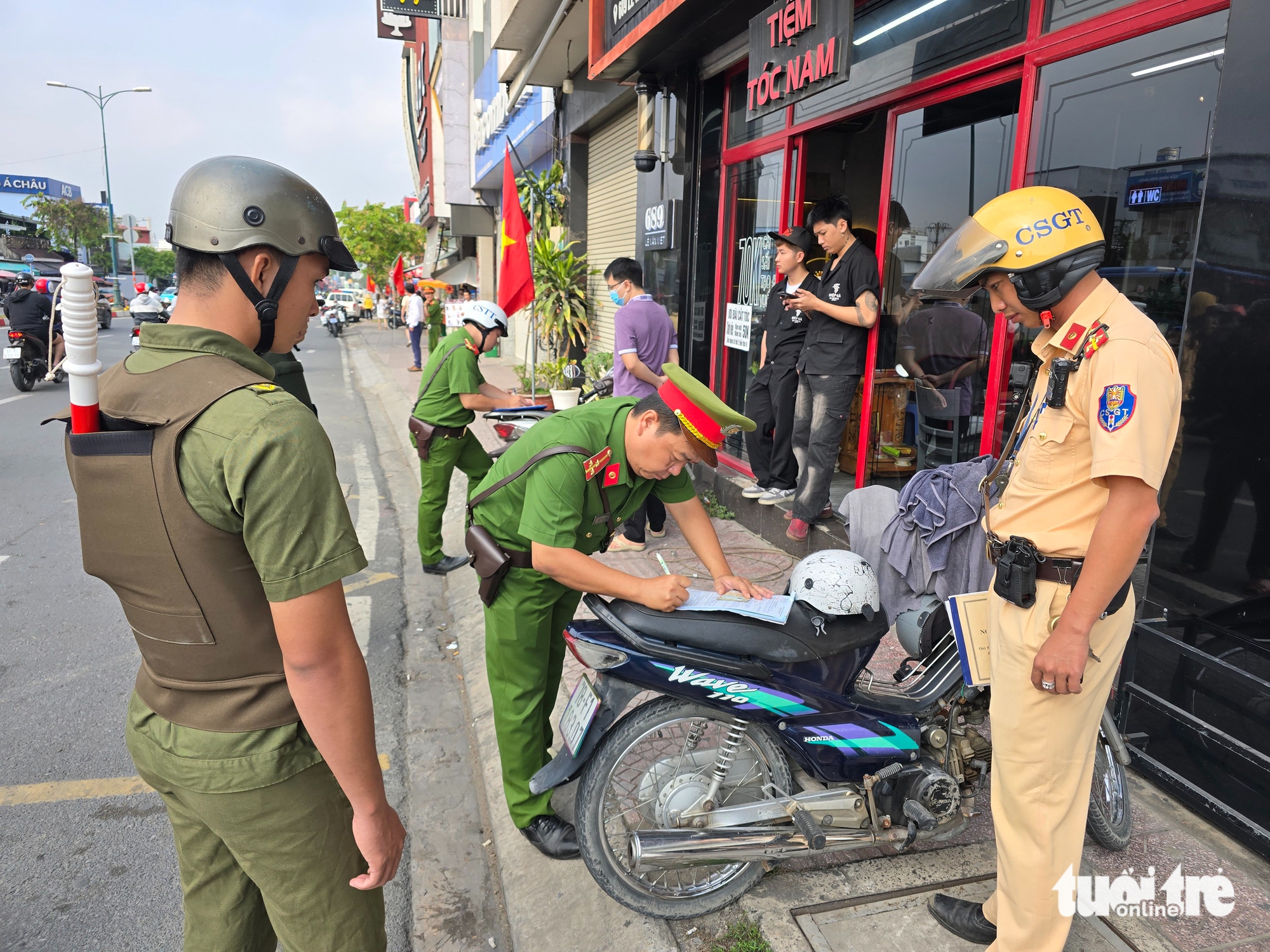 vỉa hè - Ảnh 3.