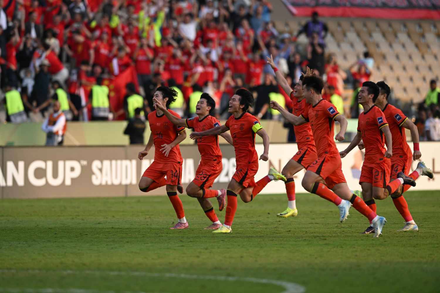 U.23 Trung Quốc ‘mổ băng’ U.23 Việt Nam thắng UAE, lập phương án nóng thắng bán kết- Ảnh 3.