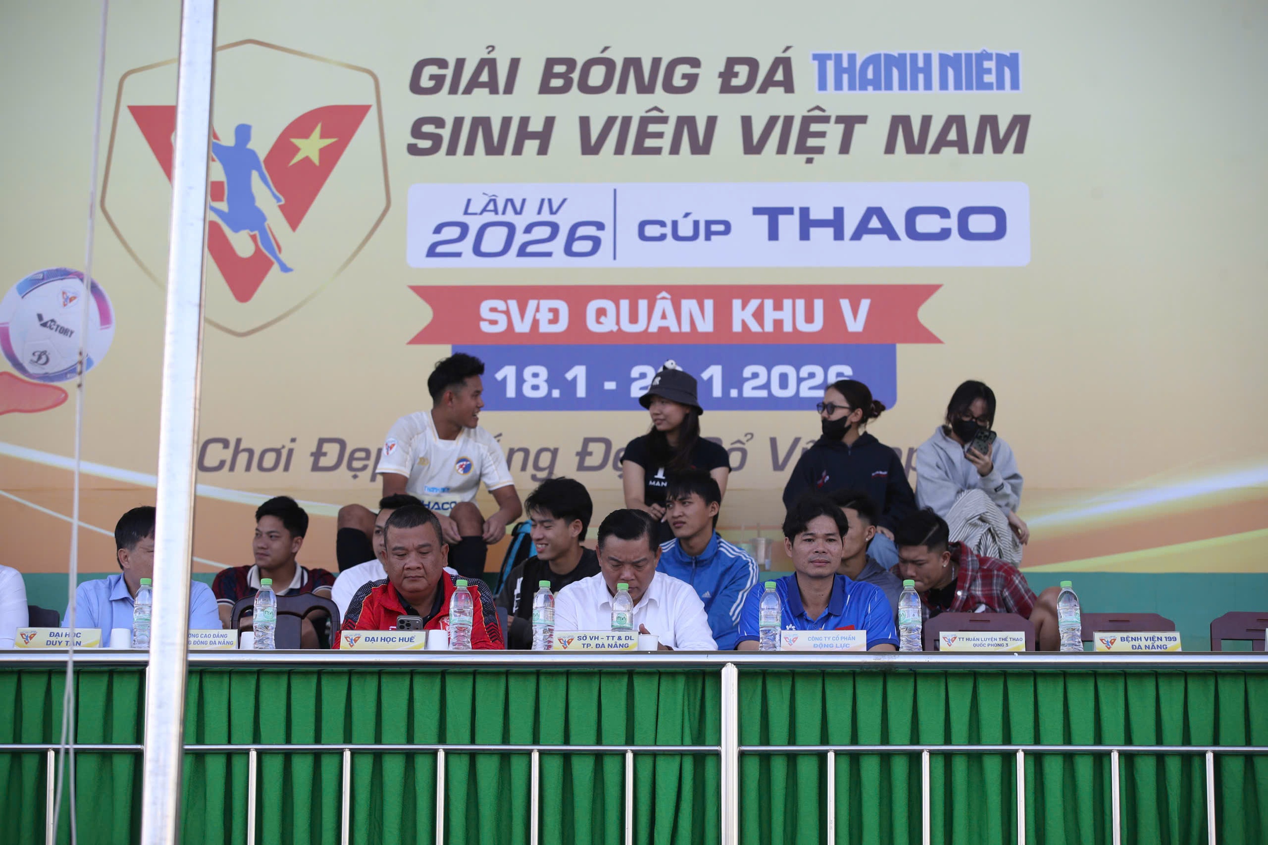 Khai mạc khu vực Duyên hải miền Trung: Lan tỏa không chỉ tình yêu bóng đá...- Ảnh 5.