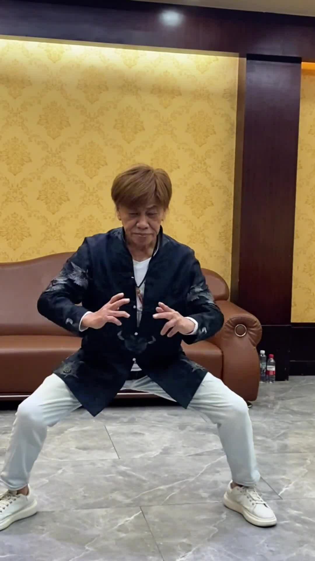 Tài tử võ thuật Lương Tiểu Long qua đời