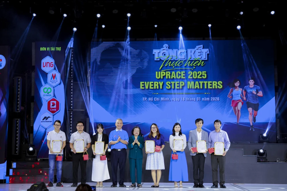 uprace2025-tai tro.jpg
