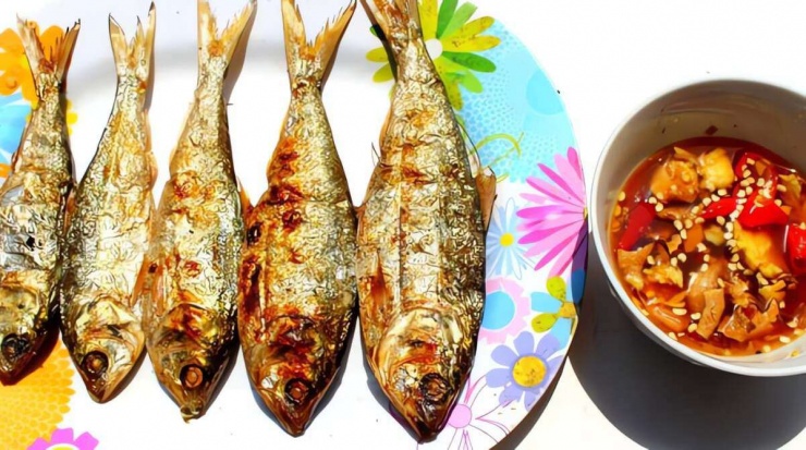 Loài cá độc quyền ở sông Hồng, mỗi năm ngược dòng đẻ trứng, thịt béo ngậy, làm đủ món ngon - 3