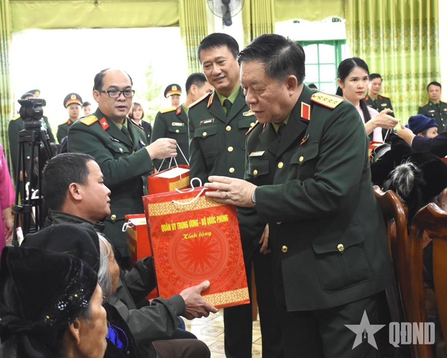 Xây dựng Quân đội vững mạnh và mẫu mực đáp ứng yêu cầu nhiệm vụ mới - Ảnh 3.