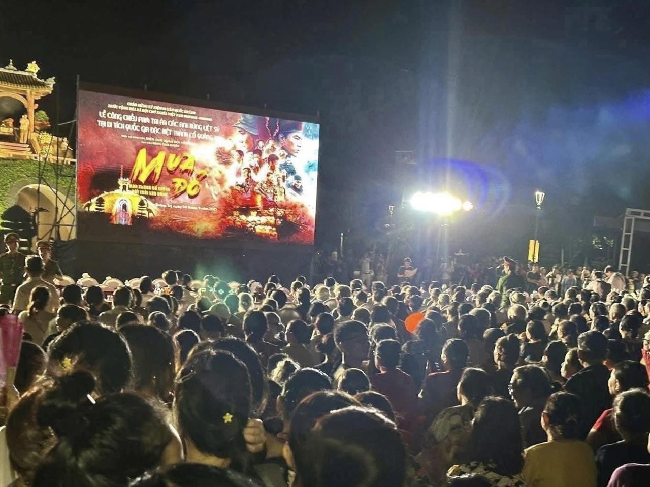 Mưa Đỏ nhận quá nhiều giải thưởng, có bình thường?- Ảnh 3.