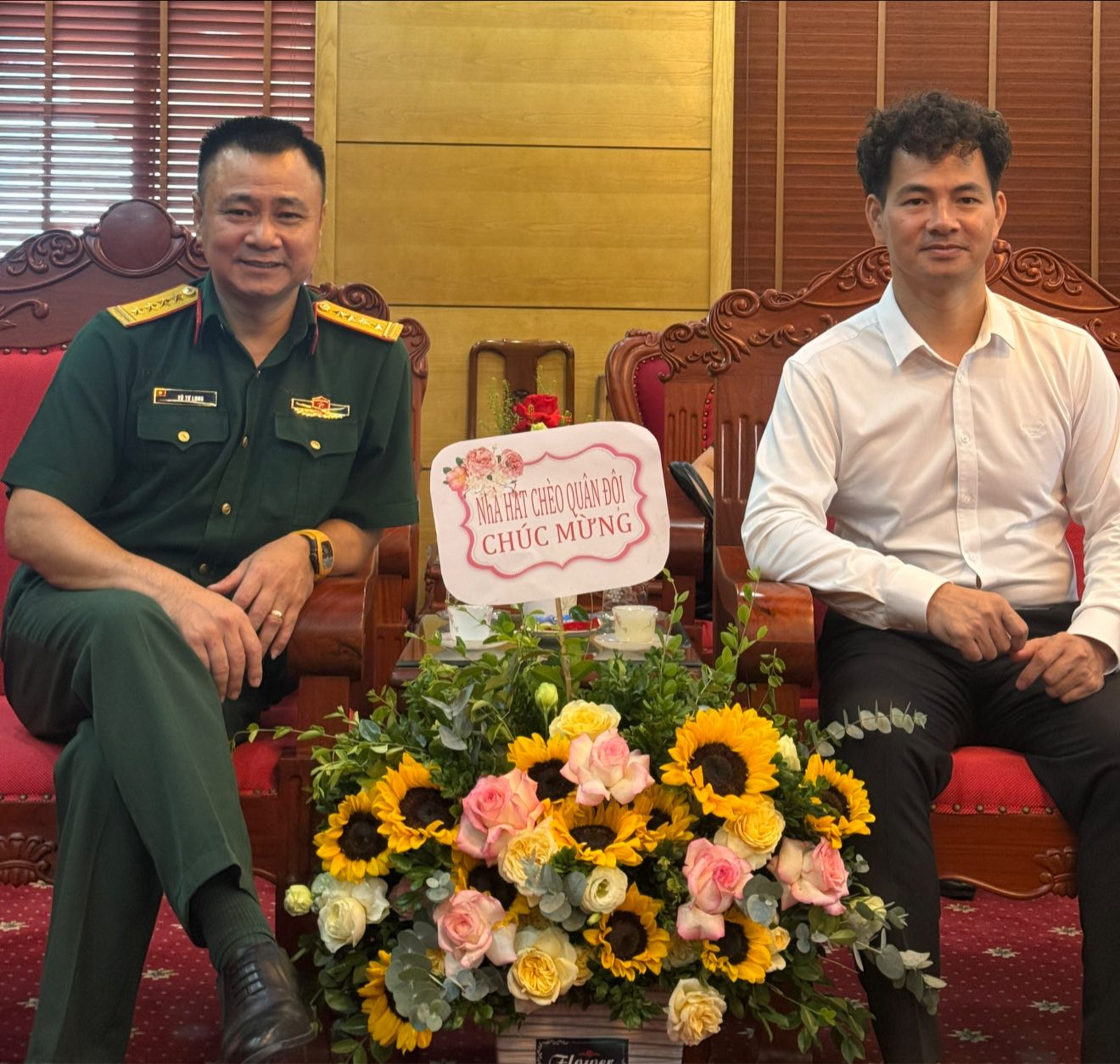 Việt Nam có Giám đốc Nhà hát vừa bảo vệ thành công luận án Tiến sĩ, chạy show Bắc - Nam cả nước biết tên- Ảnh 4.