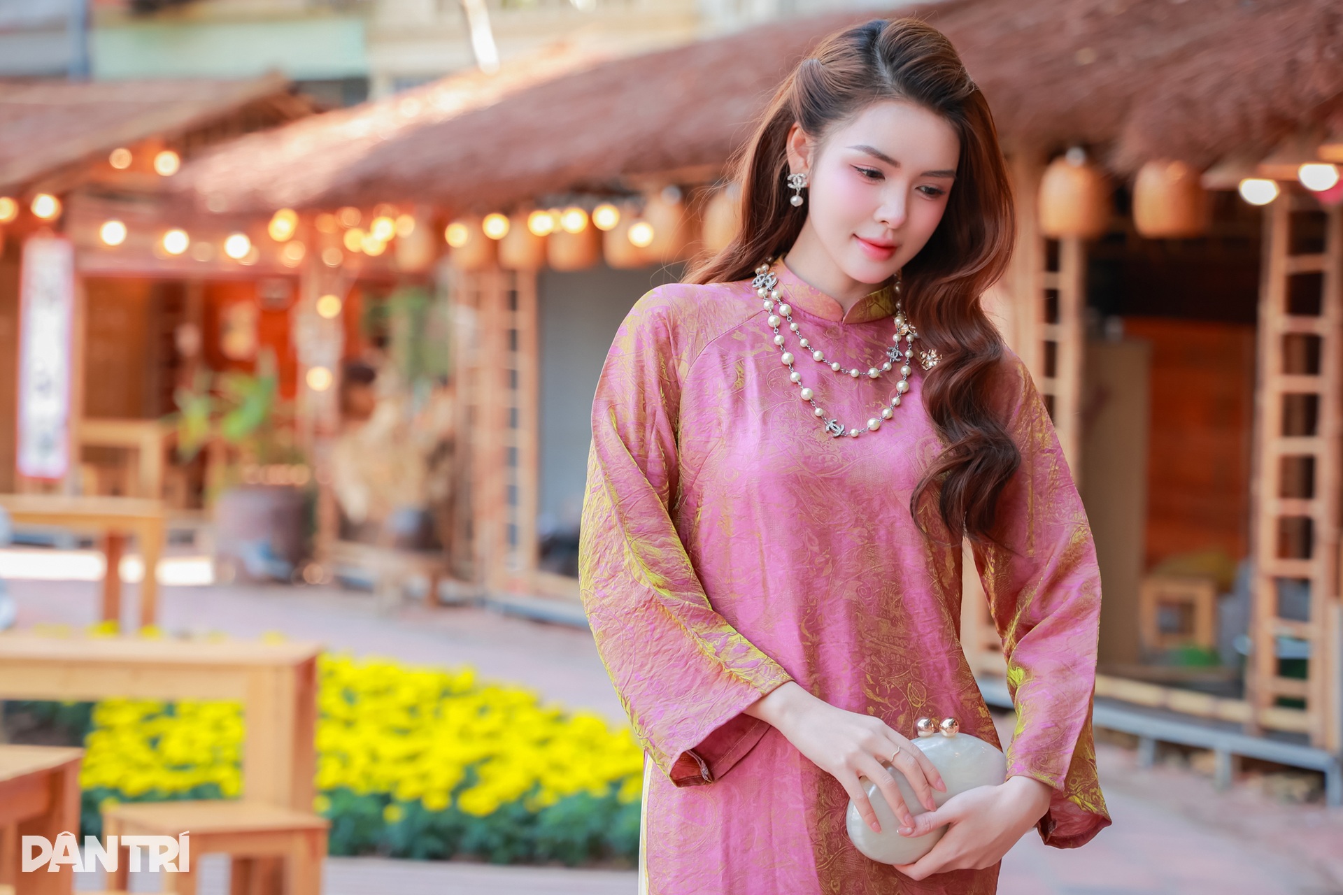 Nữ diễn viên xinh đẹp phim giờ vàng VTV gợi ý cách chọn áo dài mặc Tết 2026 - 6