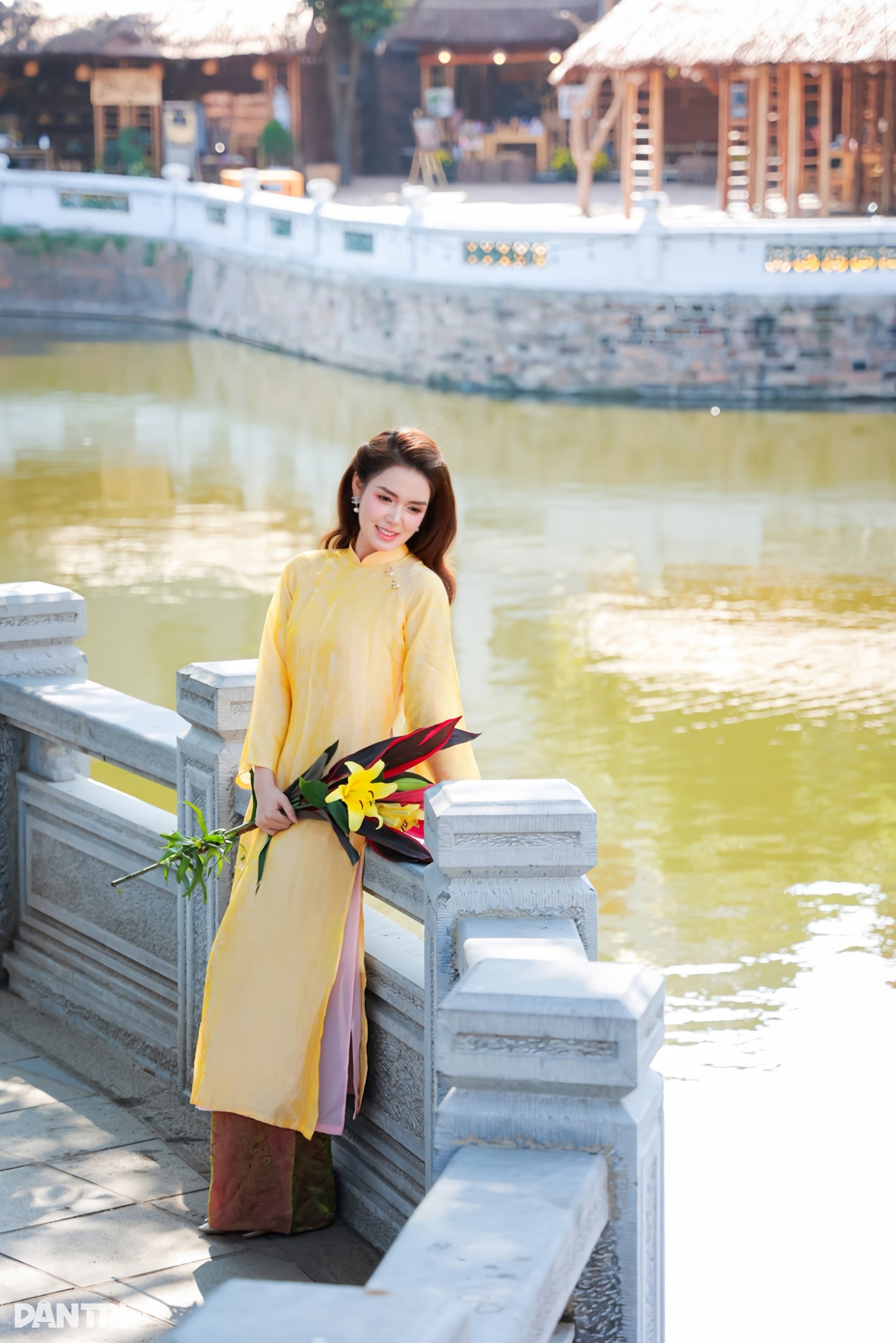 Nữ diễn viên xinh đẹp phim giờ vàng VTV gợi ý cách chọn áo dài mặc Tết 2026 - 10