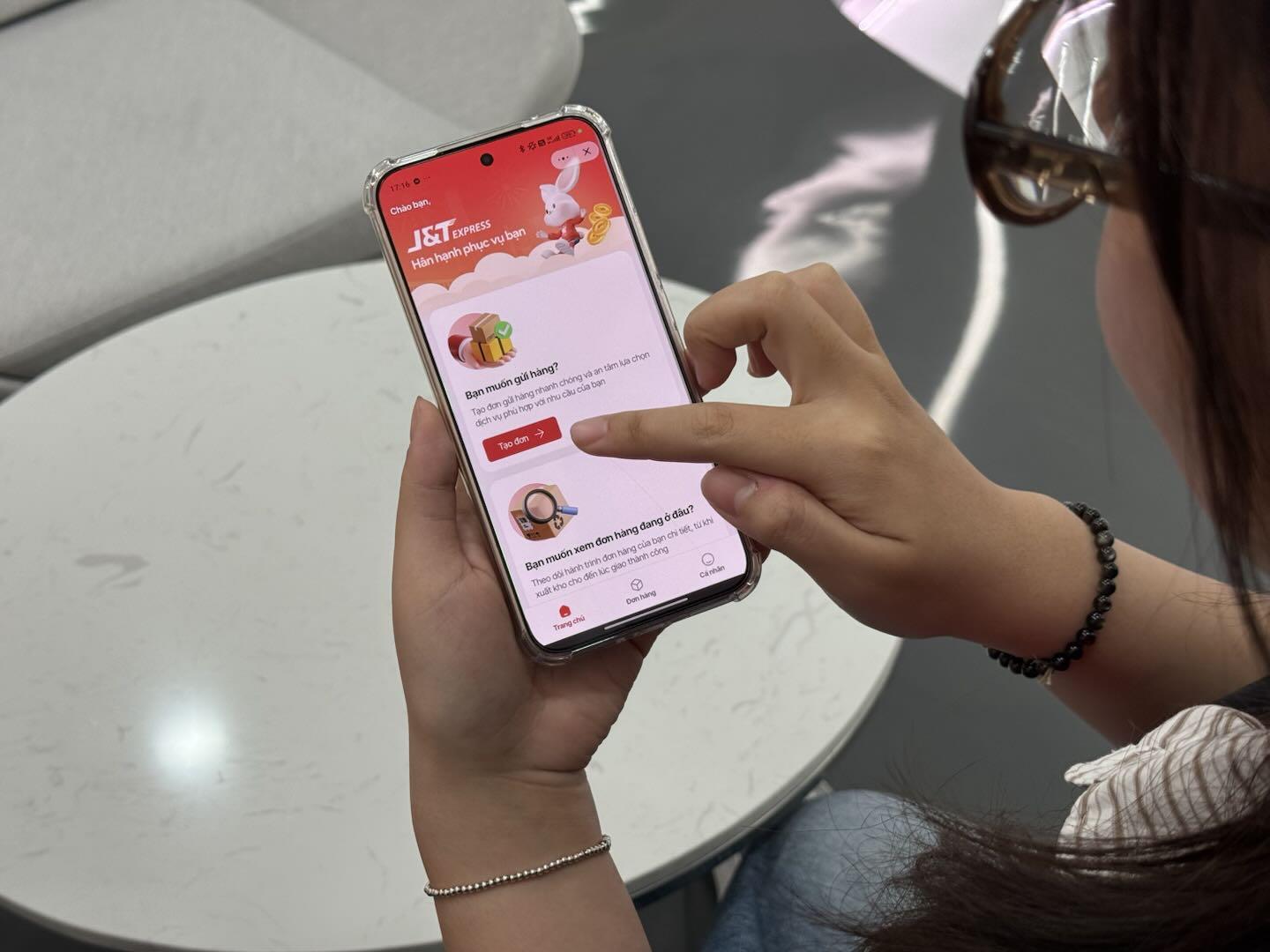 J&T Express đưa dịch vụ chuyển phát đến gần hơn với người dùng qua Zalo Mini App- Ảnh 3.