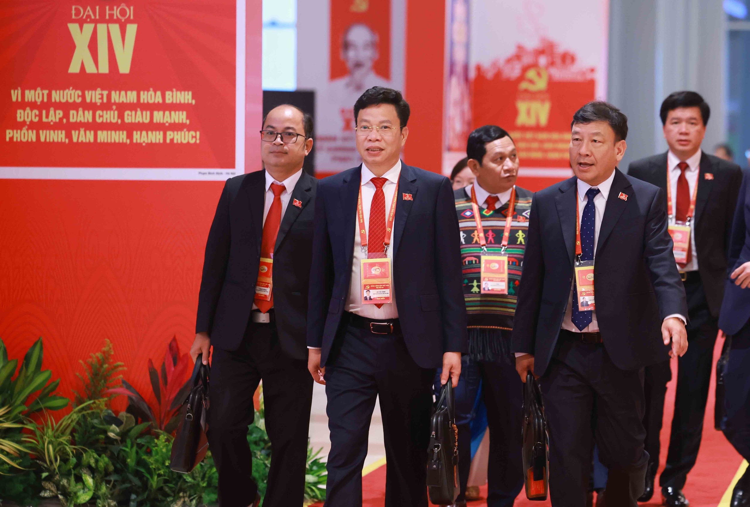 Lãnh đạo Đảng, Nhà nước dự phiên họp trù bị Đại hội XIV của Đảng - Ảnh 5.