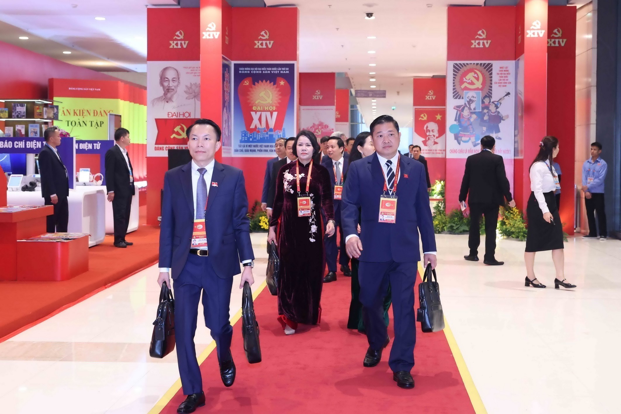 Lãnh đạo Đảng, Nhà nước dự phiên họp trù bị Đại hội XIV của Đảng - Ảnh 6.