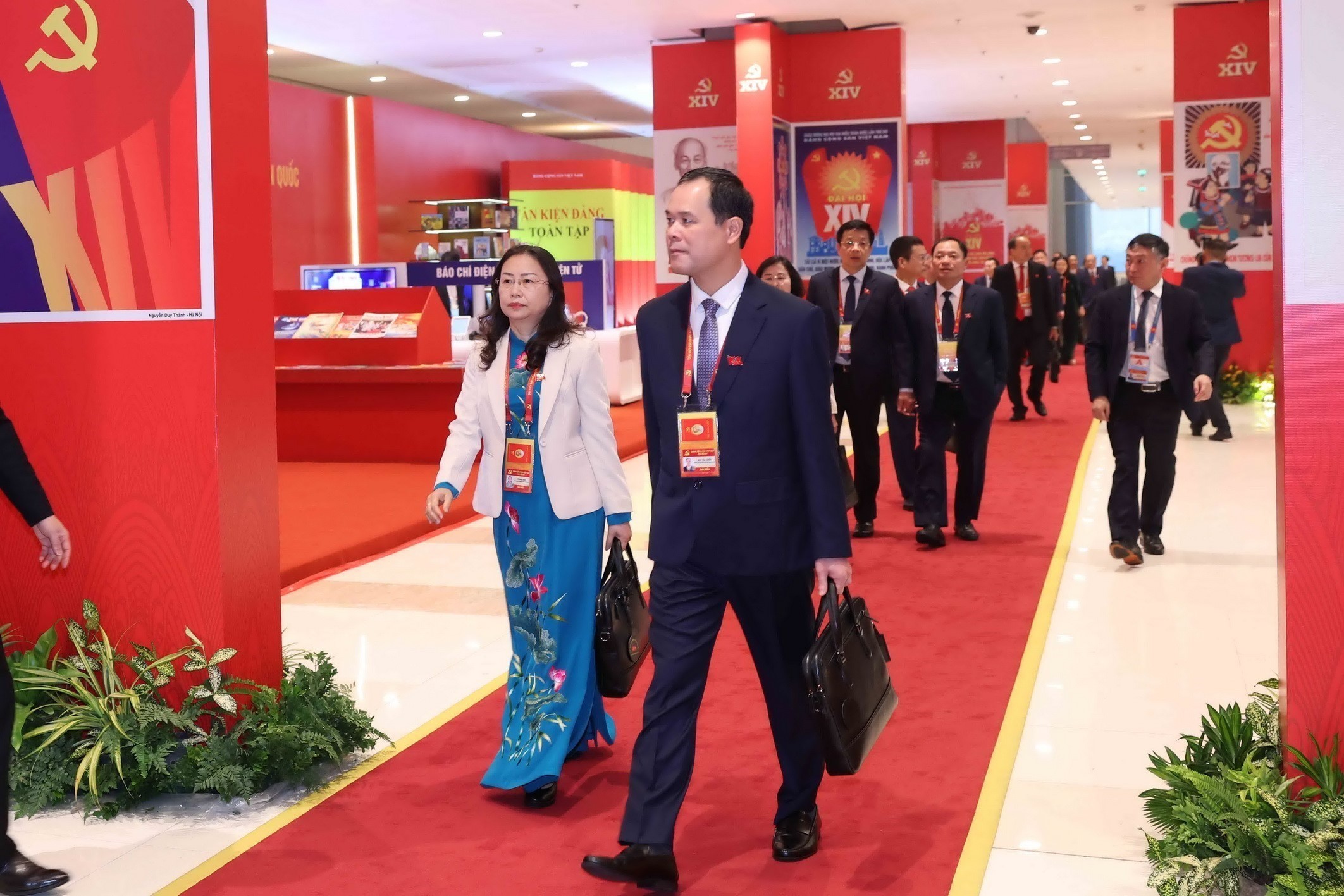 Lãnh đạo Đảng, Nhà nước dự phiên họp trù bị Đại hội XIV của Đảng - Ảnh 7.