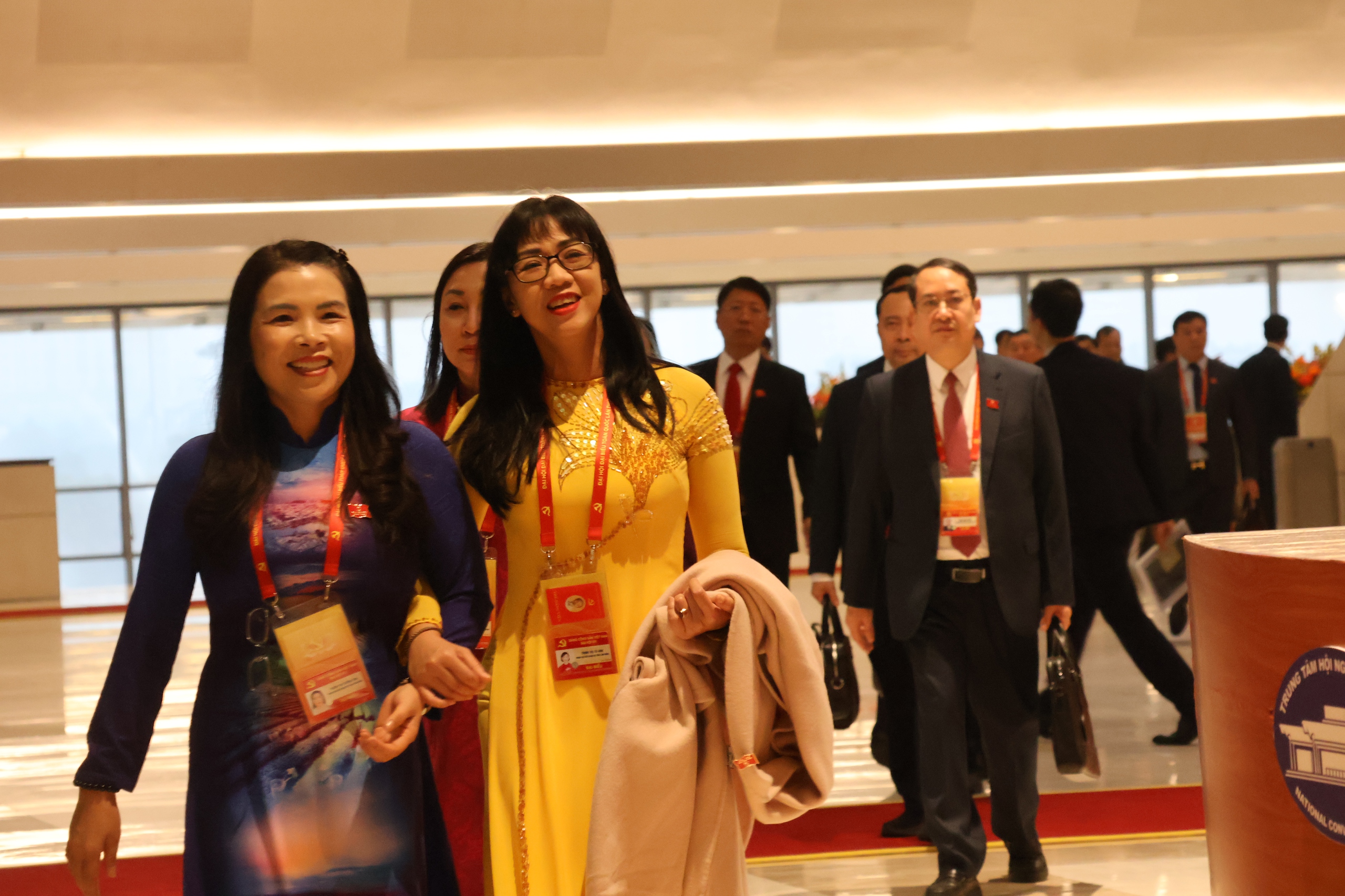 Lãnh đạo Đảng, Nhà nước dự phiên họp trù bị Đại hội XIV của Đảng - Ảnh 13.