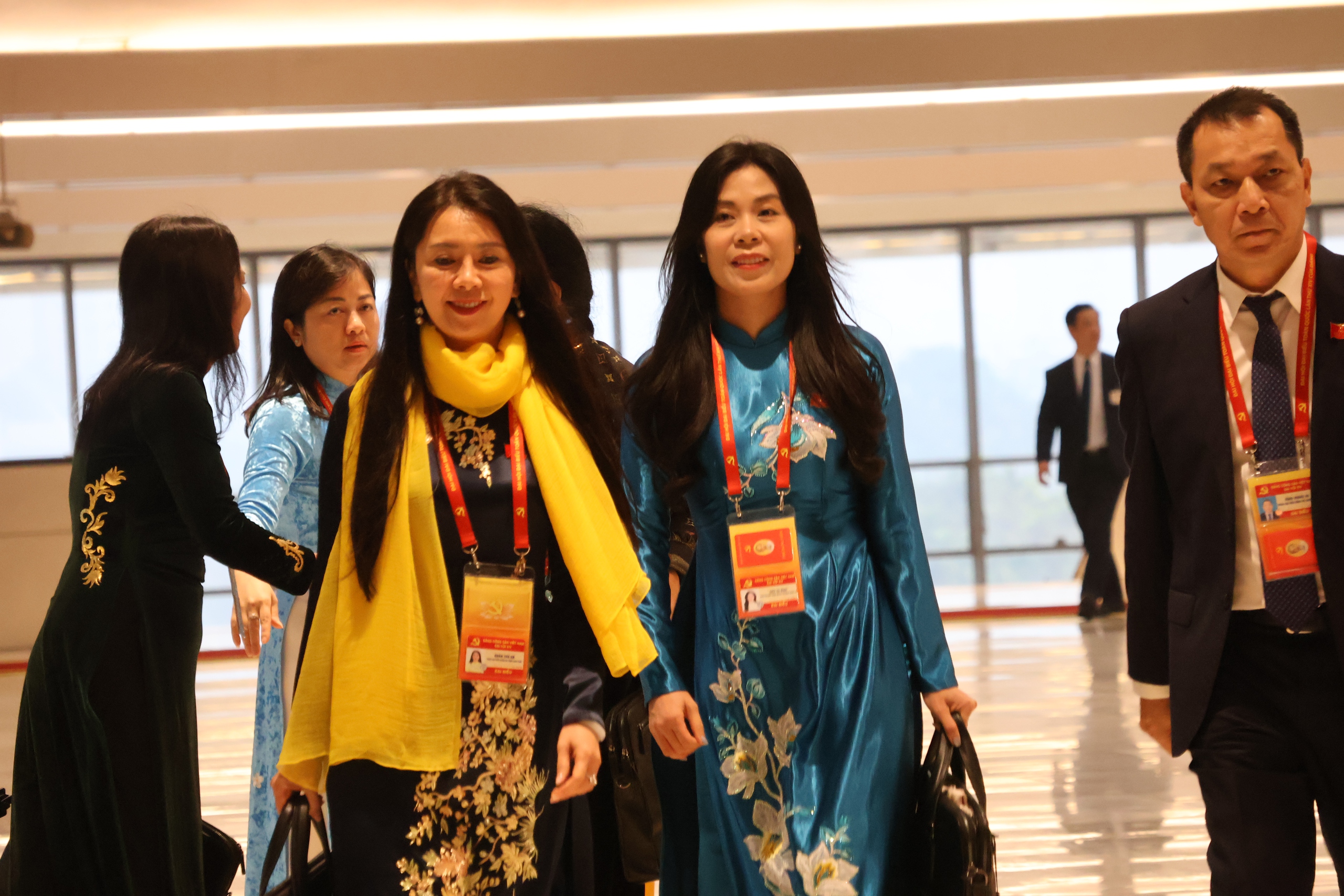 Lãnh đạo Đảng, Nhà nước dự phiên họp trù bị Đại hội XIV của Đảng - Ảnh 14.