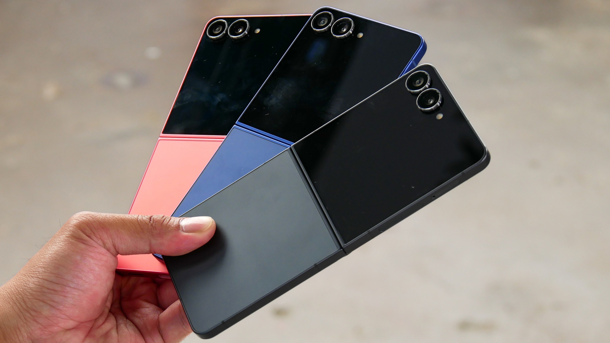 5 điện thoại Android xuất sắc nhất năm 2025 do Consumer Reports bình chọn - Ảnh 3.