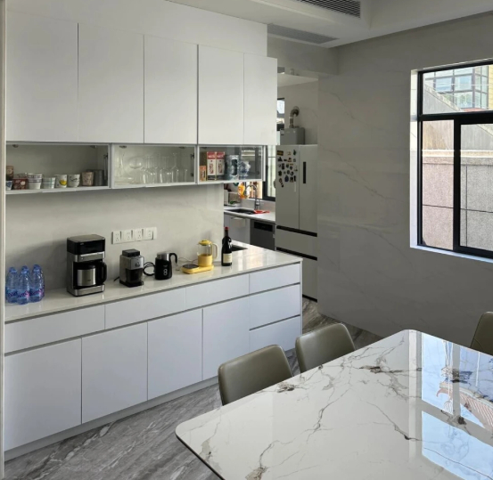 Căn nhà 120m2 bố trí thông minh vừa hiện đại vừa linh hoạt, gần gũi thiên nhiên: “Cuộc sống trong biệt thự cũng chỉ đến thế mà thôi”- Ảnh 2.