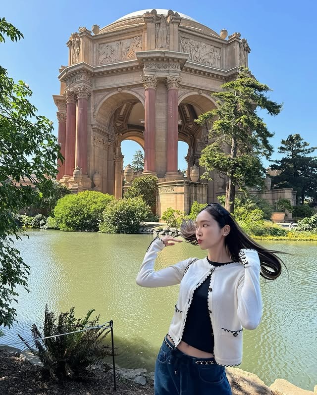 1768815866 458 Chi em Van Kieu huyen thoai nhat showbiz Sanh