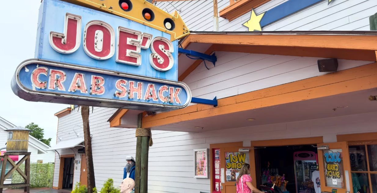 1768829797 160 Mot chuoi nha hang noi tieng tung co 150 co