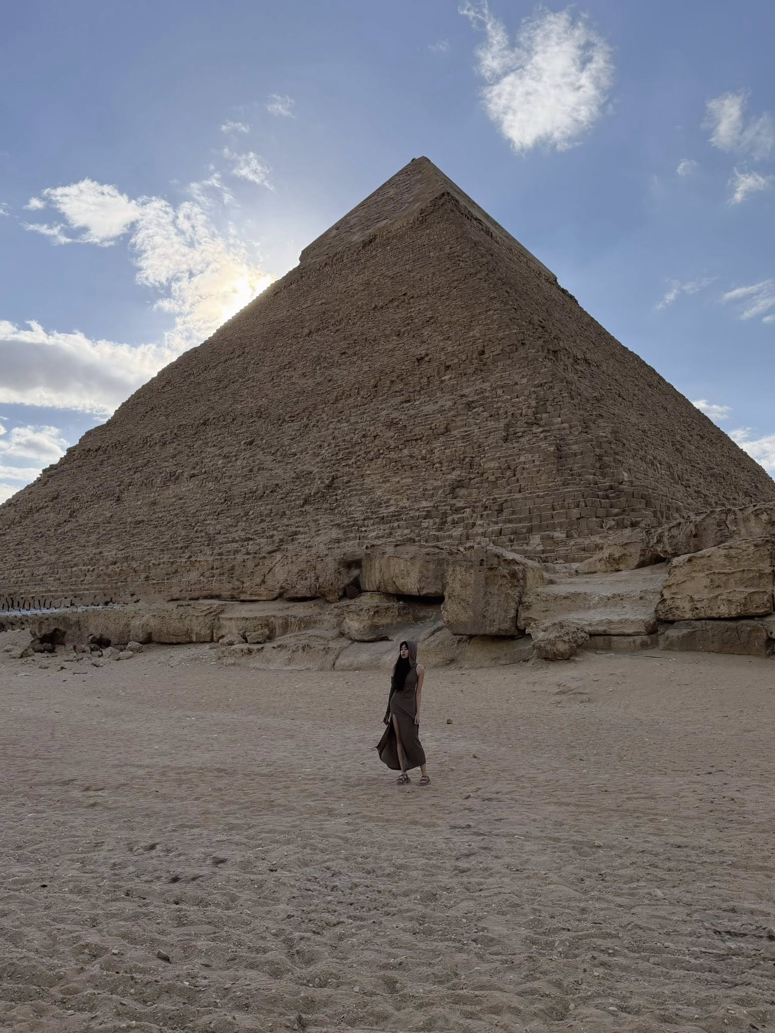 Nàng thơ Việt tốn 100 triệu đồng sang Ai Cập nhưng lại bị cấm cửa vào Kim Tự Tháp chỉ vì một lỗi sơ đẳng đến khó tin- Ảnh 3.