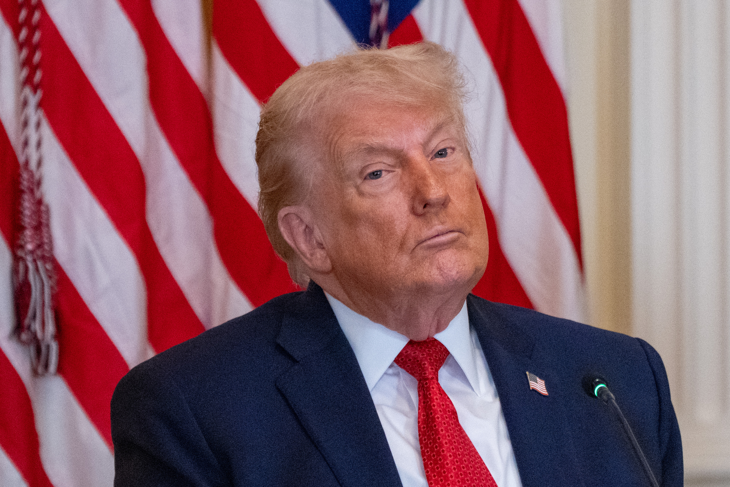 1768843355 963 Mot nam ong Trump lam rung chuyen nuoc My va