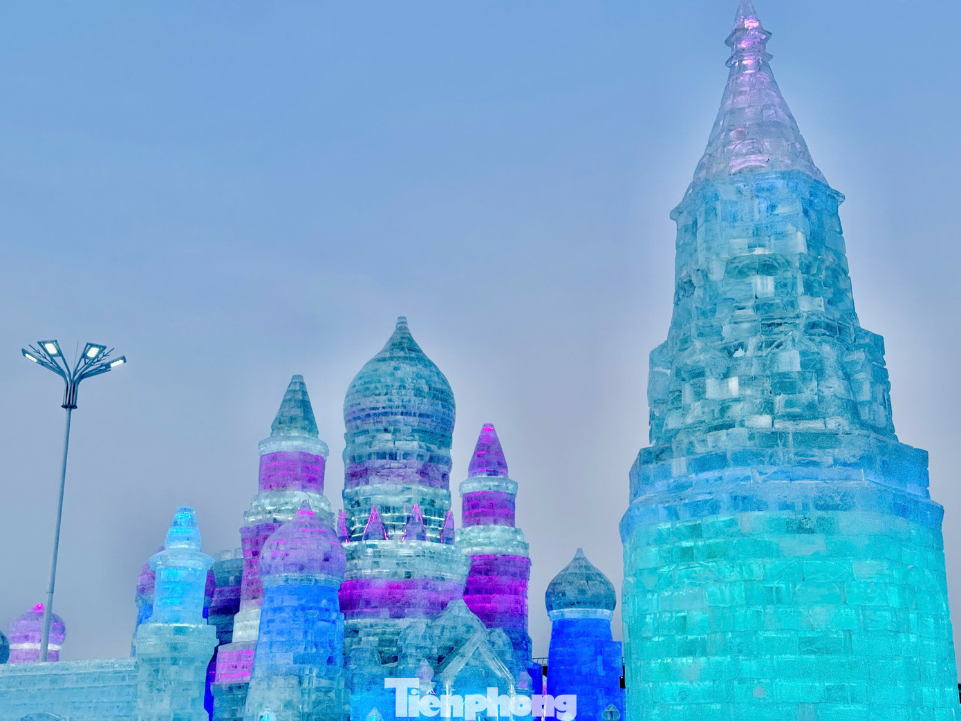 Công nghệ AI gây sốt lễ hội băng tuyết Cáp Nhĩ Tân- Ảnh 10.