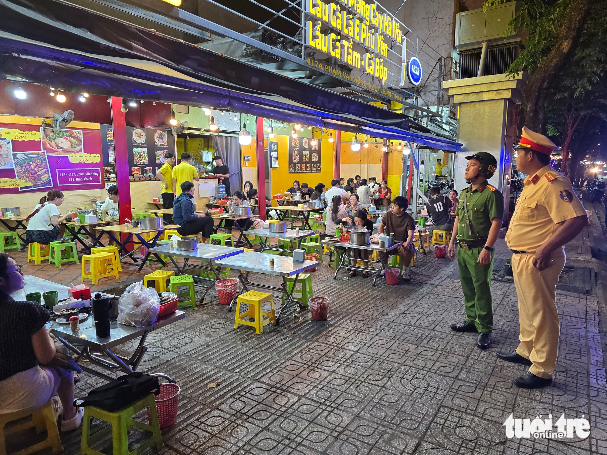 vỉa hè - Ảnh 8.