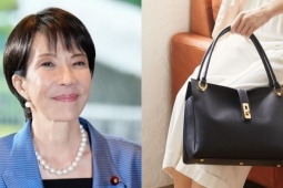 Mẫu túi 'cháy hàng' nhờ nữ Thủ tướng Nhật Bản