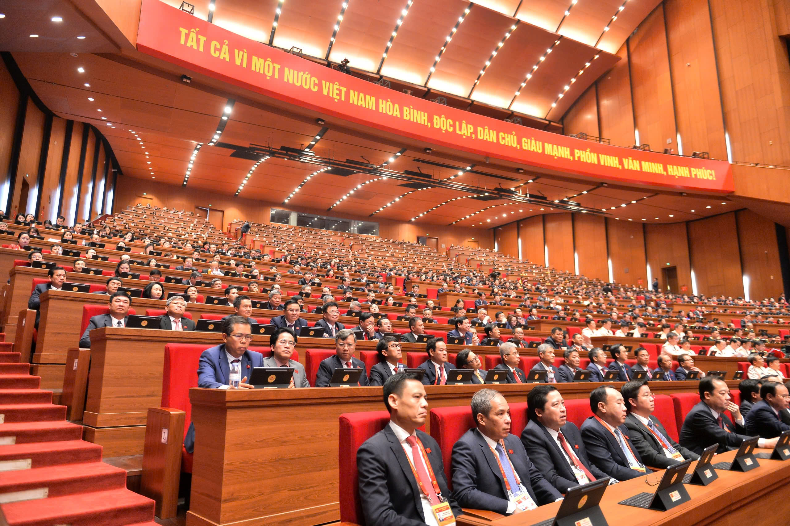 Tổng Bí thư Tô Lâm báo cáo về các văn kiện trình Đại hội XIV của Đảng - Ảnh 2.