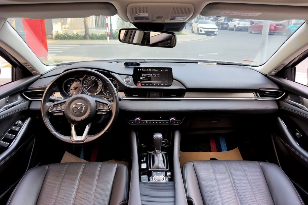 Sau Honda Accord, Mazda6 lặng lẽ dừng bán tại Việt Nam - 2