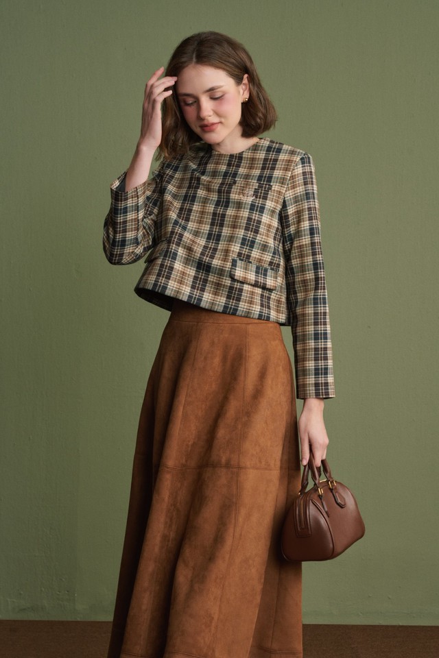 'Bật' cá tính, đưa chất đường phố vào công sở với bản phối từ chân váy da - Ảnh 4.