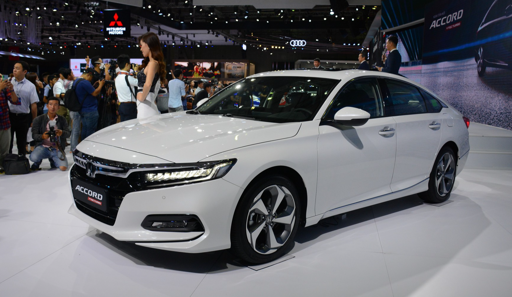 Liên tục 'đại hạ giá' vẫn ế ẩm, Honda Accord ngừng bán tại Việt Nam - Ảnh 2.
