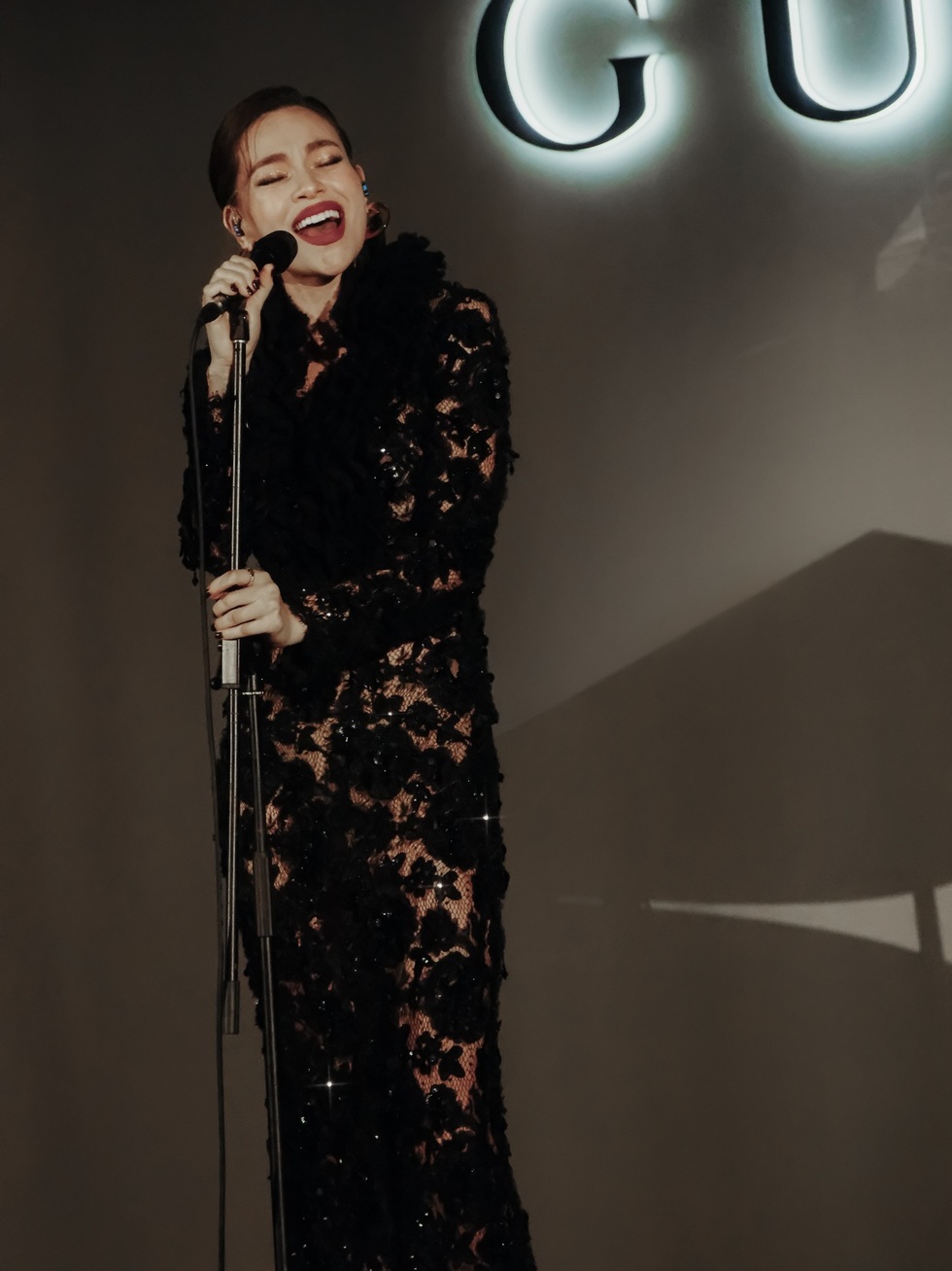 Hồ Ngọc Hà: Tôi biết ơn vì mình im lặng khi cần thiết - 5