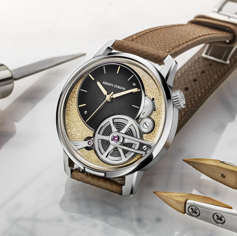 Choáng đồng hồ giá gần 1 tỷ đồng “cháy hàng” sau 3 ngày ra mắt: Vì sao Armin Strom khiến giới sưu tầm toàn cầu xuống tiền?- Ảnh 3.